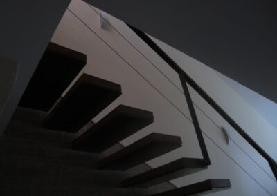 casa mabealed escaleras